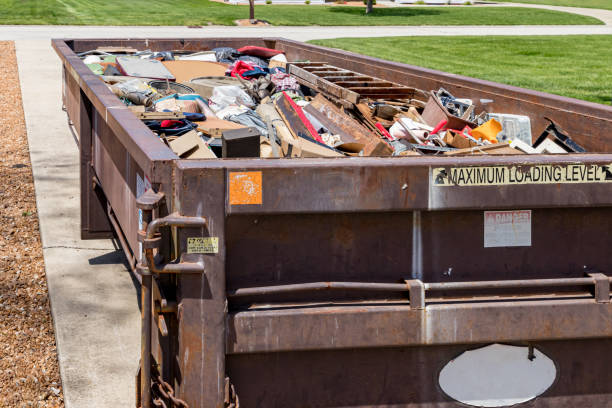 Best Commercial Junk Removal  in Comstock Northwest, MI